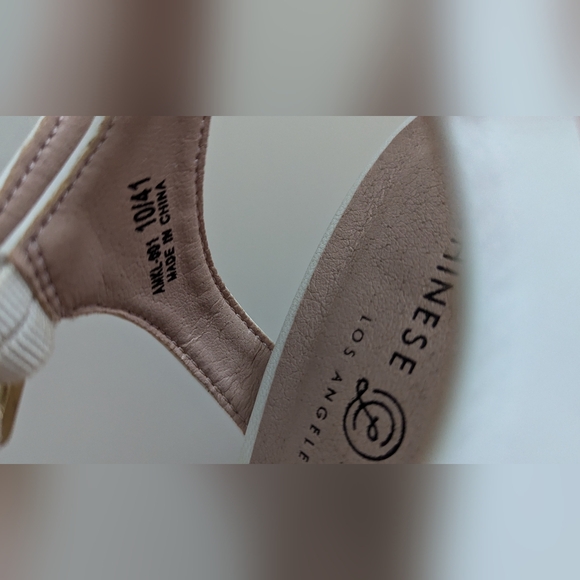 Chinese Laundry White Platform Heel Sandal, Size 10 - Picture 5 of 7